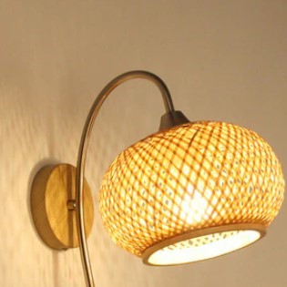 Applique en rotin en boule