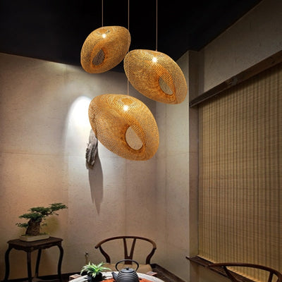 Lampe suspendue rustique en rotin forme arrondie design